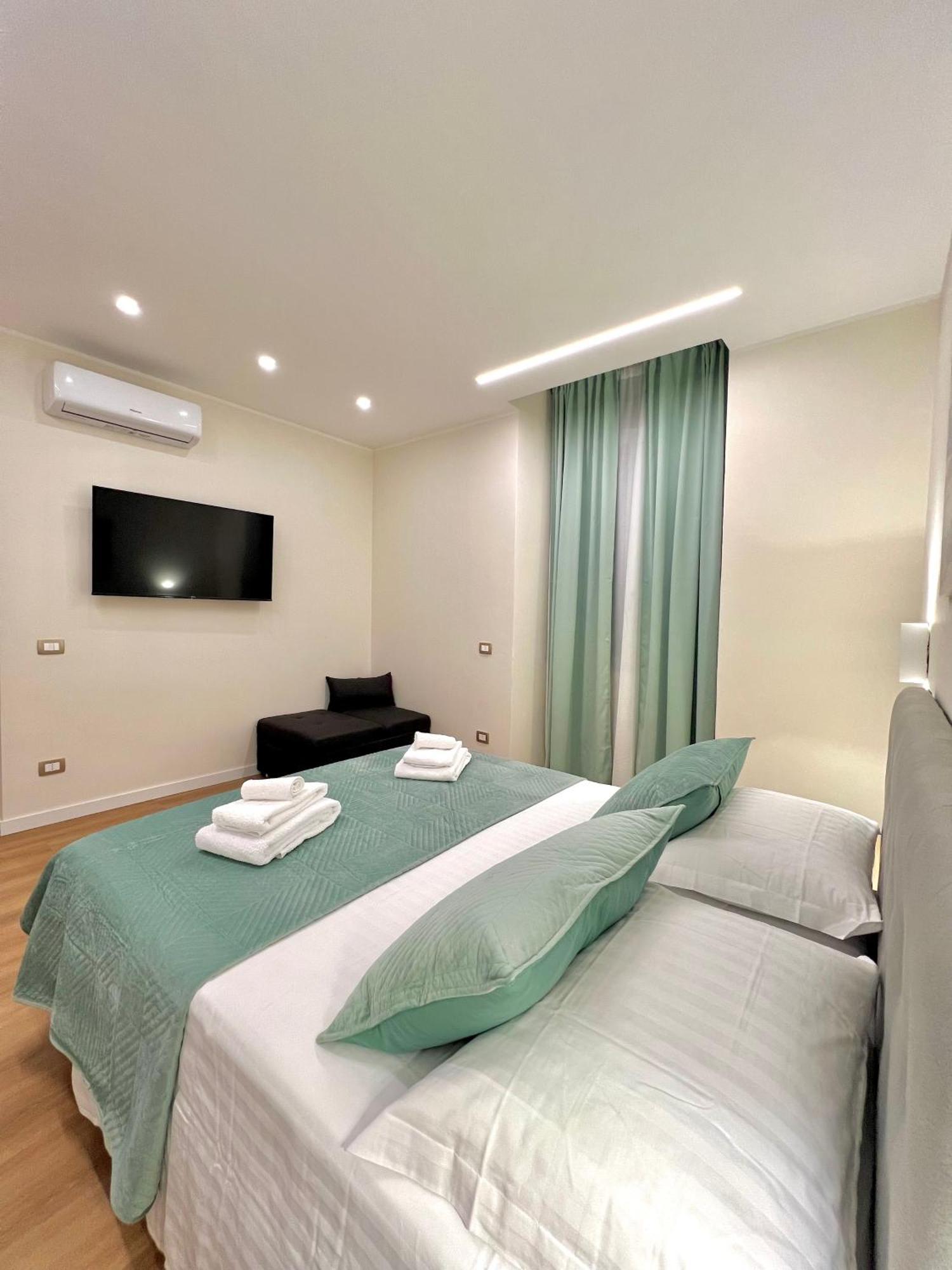The Dream Apartment 100 M Dal Mare Savona Kültér fotó